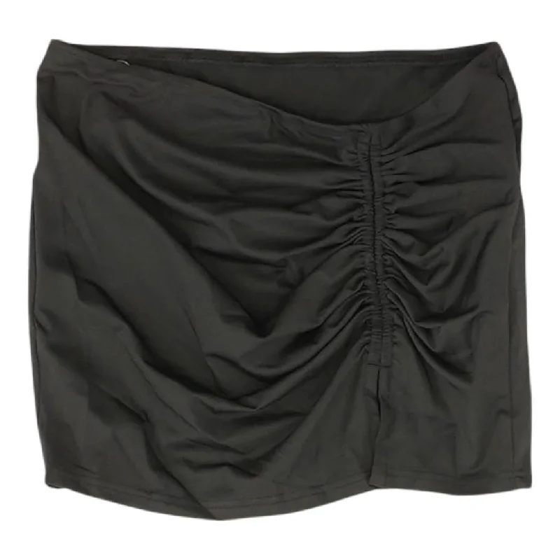 Black Solid Mini Skirt