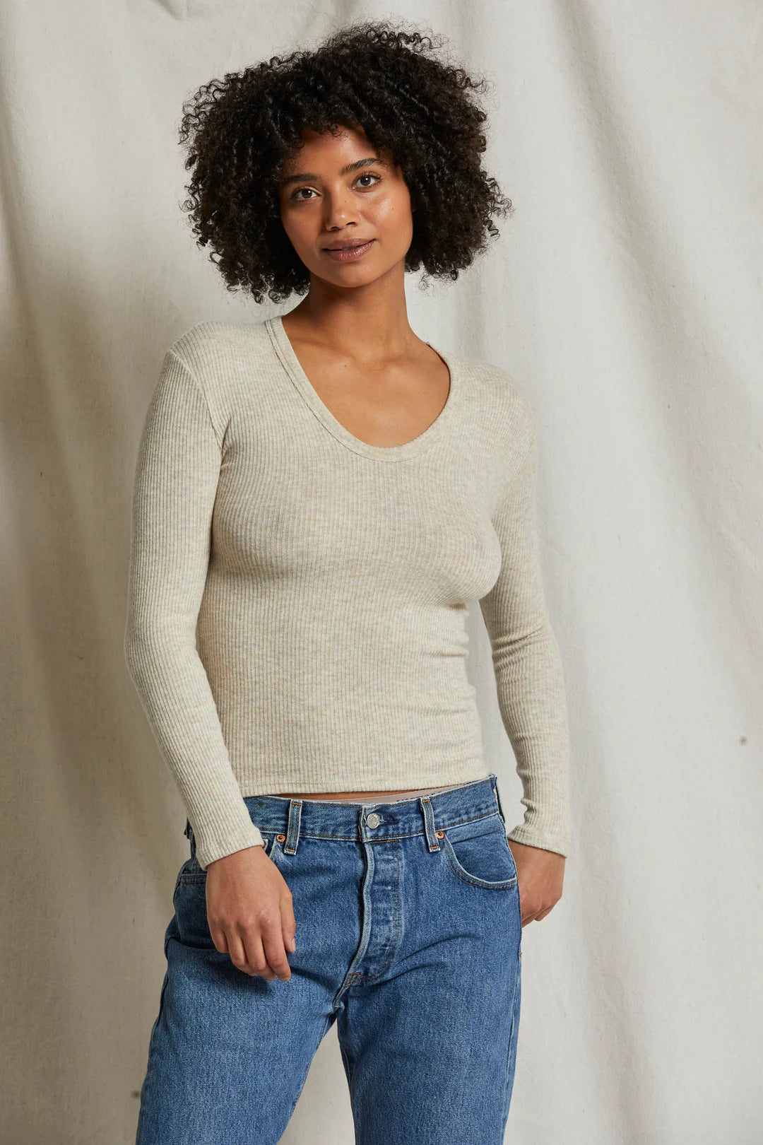 Perfect White Tee - Whitney L/S Ribbed Tee (heather oatmeal)